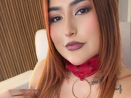 AlexaRiiot on BongaCams