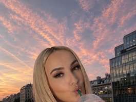Alina-Lovely on BongaCams