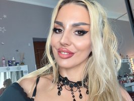 Allesya23 on BongaCams
