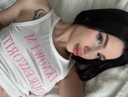 BabyDarii on BongaCams