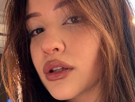 BaddBunnyx on BongaCams
