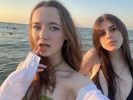 charmerss on BongaCams