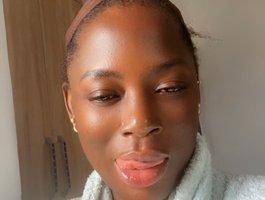 CharmingAura2 on BongaCams