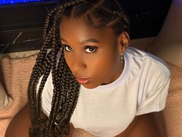 Chiara-Roux on BongaCams