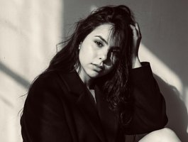 Eva-Mendez on BongaCams