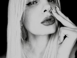 fettishDi on BongaCams