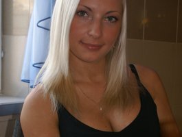 Hellollooll on BongaCams