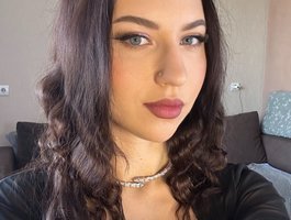 Jannetemagdalenovna on BongaCams