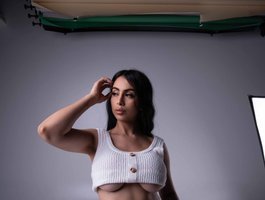 LeahJones on BongaCams