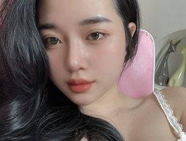 LittleMiu99 on BongaCams