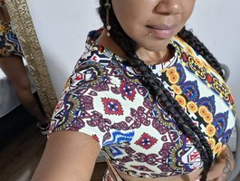 Naturalebony on BongaCams