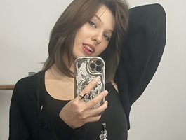 PlushPoutX on BongaCams