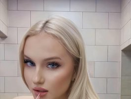 RenettaPiasecki on BongaCams