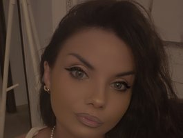 RoxieAnne on BongaCams