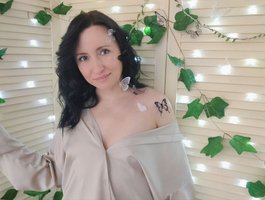 RoxyStar on BongaCams