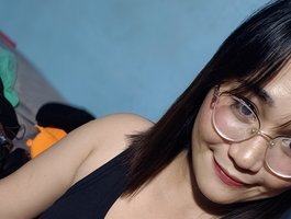 Sexbomb631 on BongaCams