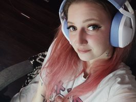 tastycherrypie on BongaCams
