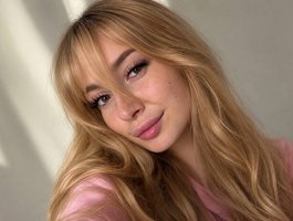 x-----x on BongaCams