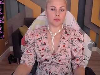 candylong on CamSoda