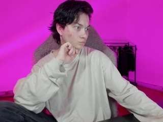 esajukyy on CamSoda