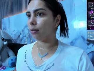 evelinn-belen on CamSoda