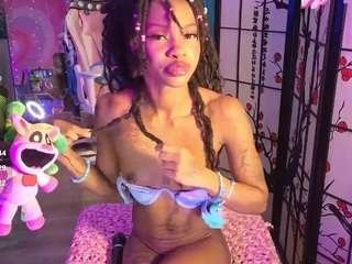 faexxxcheta on CamSoda