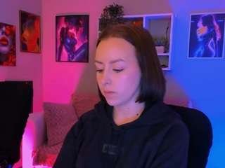 hanna-triss on CamSoda