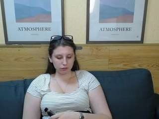 lilianashine on CamSoda