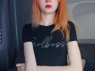 loriurie on CamSoda