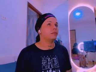 mariana-lopezz on CamSoda