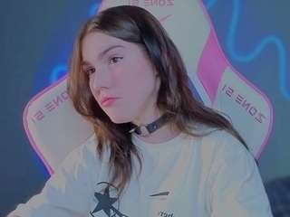 sophieskyangel on CamSoda