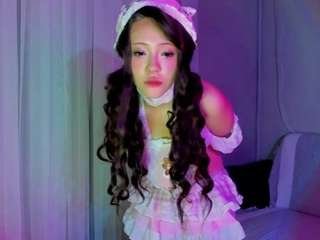 yunastar on CamSoda