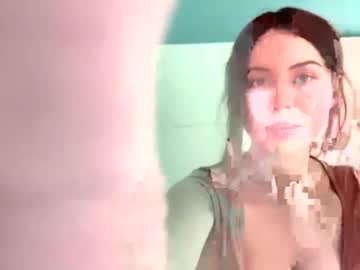 alexialovesyouu on Chaturbate