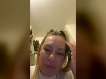 alicexxhoney on Chaturbate
