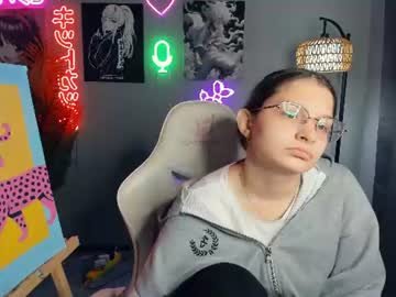 alina_paris on Chaturbate