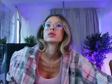 allenamoon on Chaturbate