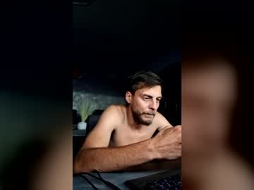 andr12081999 on Chaturbate
