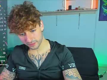 ares_blue on Chaturbate