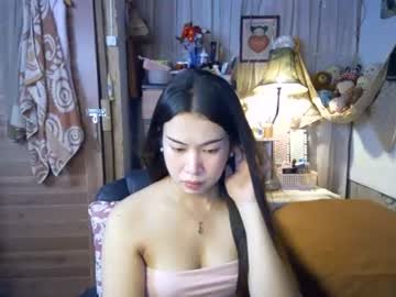 asian_llory on Chaturbate