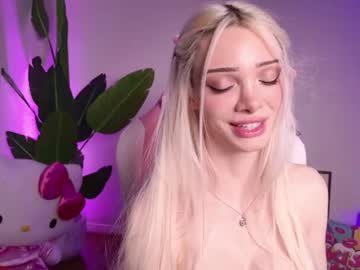 bunnydollstella on Chaturbate