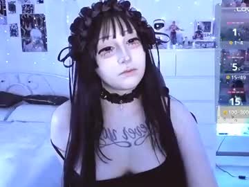 crystalsomnia on Chaturbate