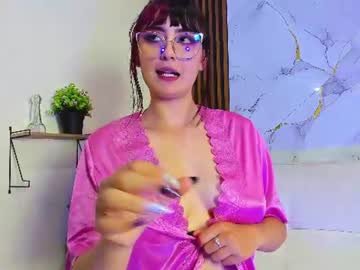 ela_jamess on Chaturbate