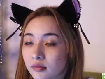 ellesse_ on Chaturbate