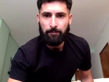 fabrizzio02 on Chaturbate