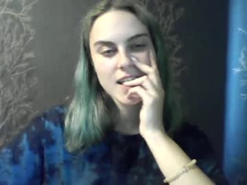 flower_bluee on Chaturbate