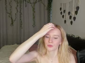 gin_yoon on Chaturbate