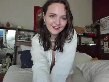 itsmissroxy on Chaturbate