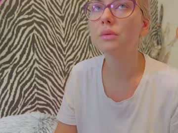 jennyshow on Chaturbate