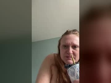 kellilyn10 on Chaturbate