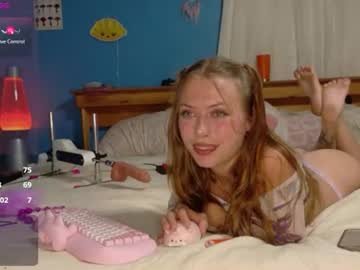 kittykisses3 on Chaturbate